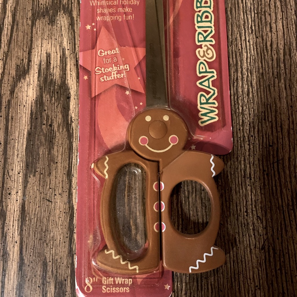 Holiday scissors